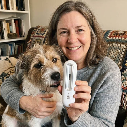 Original customer photo with OzoFreshen and a dog
